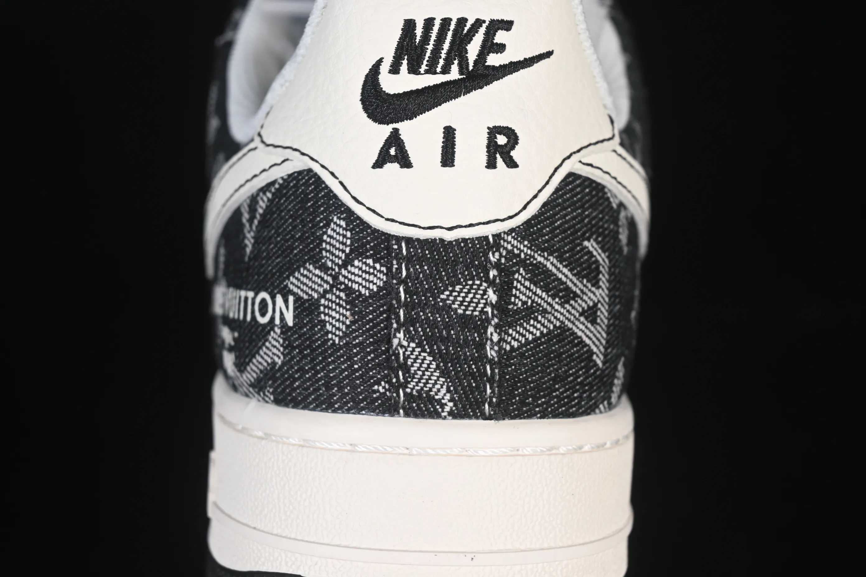 All categories Nk Air Force 1 Air Force series Nk Air Force 1 Low Air Force low-top Nike Air Force 1'07 Low LV co-branded denim beige and black stitching Air Force 1 low-top casual sneakers MZ9588-815
